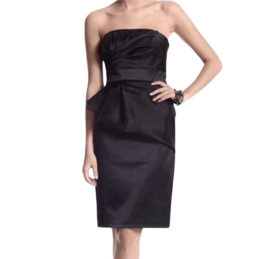 White House/Black Market black strapless cocktail dress Size 8